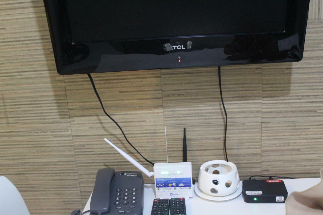Chateau Elysee A3 Near Airport Wifi Kitchen Paranaque City Exterior foto